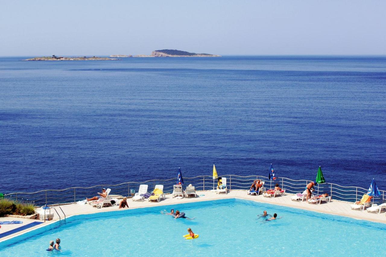 Apartments With A Parking Space Plat, Dubrovnik - 4776 Млини Екстериор снимка