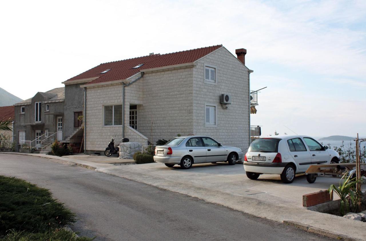 Apartments With A Parking Space Plat, Dubrovnik - 4776 Млини Екстериор снимка
